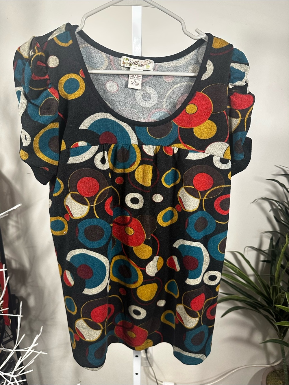 151. Younique- Fun Geometric Scoop-Neck Top in Black with Multi-Color Circles